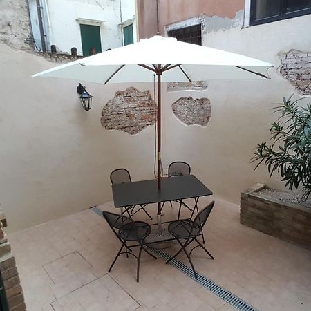 La Corte Incantata  Venezia Esterno foto
