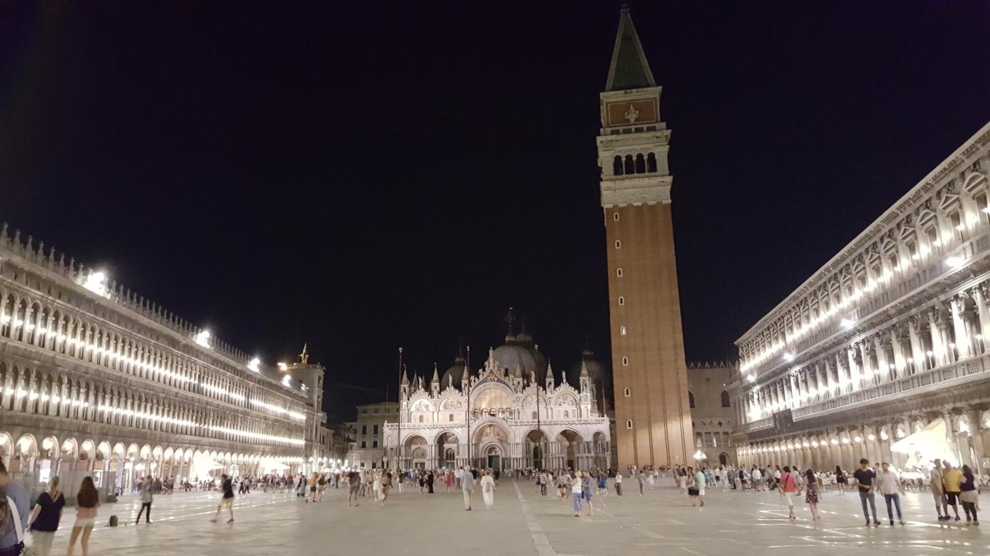 La Corte Incantata  Venezia Esterno foto